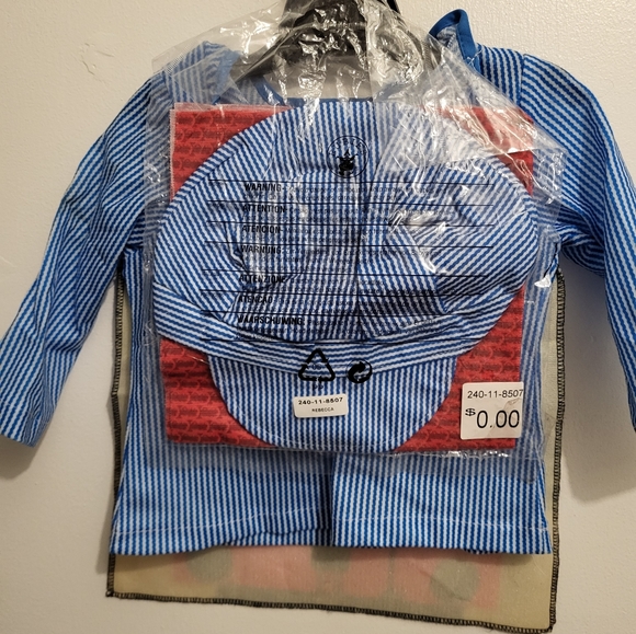 Thomas and friends costume - Picture 5 of 7